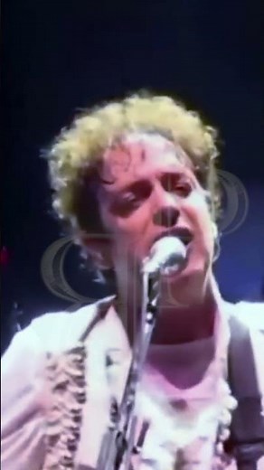 ¿Se notaba el cansancio? Gustavo Cerati cantando "Vivo" en su último recital 🎤💔