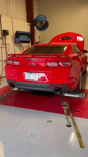 SS1 LT cam, GPI ported stock heads w stock compression, Ported LT2 intake, 95mm TB, Long Tubes, Rotofab, and E85. Stock converter A10. 525/479 on 93 octane. 542/498 on E. Such a simple setup, but killer results. Remember folks, big cams need big compression. You can easily over cam a LT setup without enough compression. Let us help get your combo right! #TeamGPI | Gwatney Performance Innovation