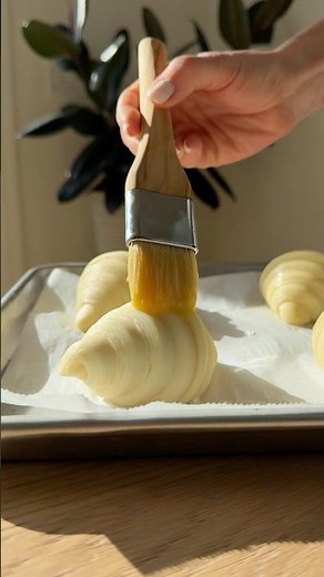 The secret to perfect croissants in description.