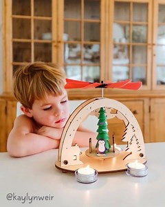 "This morning, we learned about aerodynamics and convection currents with our KiwiCo Christmas Candle Carousel. 😍🎄" Discover NEW holiday fun & learning exclusively available at the KiwiCo Store. ⭐️ Explore and tinker with the power of aerodynamics that pairs Christmas delight with the power of science. | KiwiCo