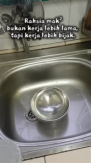 9.2K views · 81 reactions | Beginilah caranya tuh勞 #caranya #dailytips #tunikmurah #trikviral #petuadapur #kitchentricks | Rebecca Bronio | Facebook