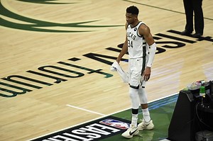 Is Giannis Antetokounmpo playing tonight against Atlanta Hawks in Game 4 of the 2021 NBA Playoffs Conference Finals?
