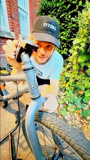 I can’t believe it worked?! ☝️🫣 Customise and painting this bmx #bmx #satisfying #custom