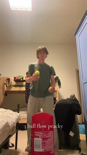 What is this algorithm bruh #fyp #juggling