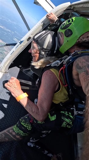 This is your sign to book a jump for Spring 2026 🪂 #Skydiving #Adrenaline #Adventure #BucketList #Freefall | Skydive Toronto Inc