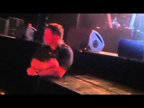 Singing 'Happy Birthday' to Paul- One Direction's Melbourne Concert