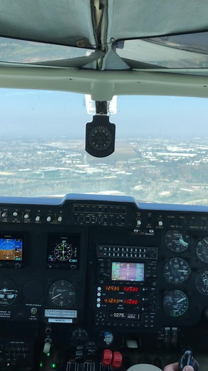 284K views · 3.1K reactions | Single engine instrument rated pilot going for his multi engine rating. His first time landing a Twin Cessna 310-K. On ILS approach RWY 28R. | Josephfiel Rivera Geniza | Facebook