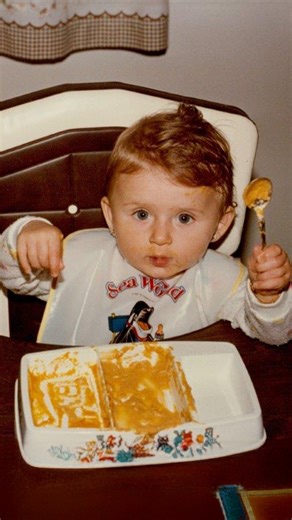 If you told little me- the girl who spent her afternoons in the kitchen cooking alongside her family, tasting everything, and dreaming up her own recipes- that one day she would be here...she would be beaming. From my family’s kitchen in 1994 to becoming a chef, competing (and winning!) on Chopped and Supermarket Stakeout, building my catering business, and publishing my first cookbook, Little Portugal- it’s been an incredible journey. Every challenge, every late night, every risk- all of it led