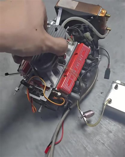 159K views · 2.4K reactions | why is the v8 engine without electricity？ | Enginediy.com | Facebook