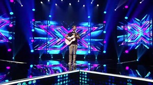 X FAKTORIUJE – dalyvis iš Afganistano Abdullah Qiam, uždainavęs lietuviškai! 😍 Jo pasirodymą pamatysite jau šį sekmadienį, 19.30 val. per TV3. Kaip manote, ar teisėjai pasakys jam TAIP? | X Faktorius