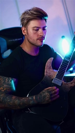 Trivium Metal Music: Strife Guitar Performance