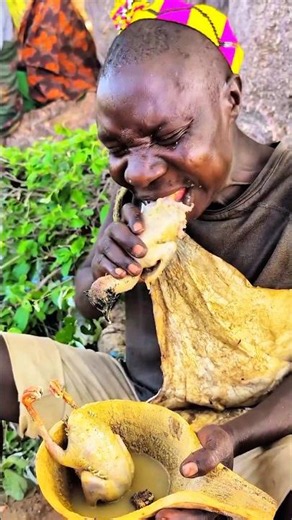 The African Hunter’s Evening Meal | Real Bush Life.#shortvideo #africa #villagelife