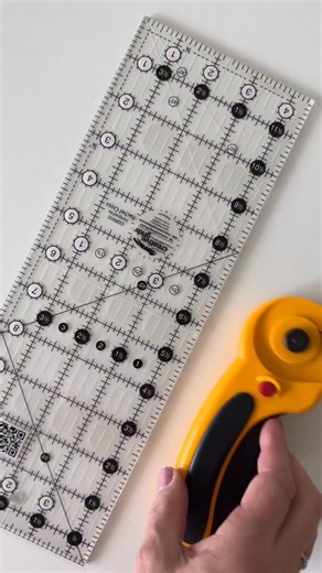 I designed this cute little block a few years ago, and it’s still one of my favorites. 🧵💛 Give it a try — it’s simple and so fun to make! | Laundry Basket Quilts