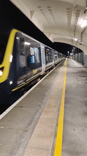 Southwestern Railway Arterio Train.