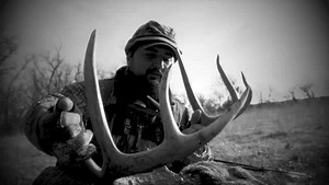 Jordan broke in the new #MathewsVXR on this Kansas Bruiser! The new Extended Six-Bridge Riser on the VXR is rock solid, without the extra weight. #ProvingGround | Primos Hunting