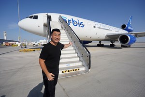 Mission Orbis - Flying Inside Orbis Flying Eye Hospital MD-10