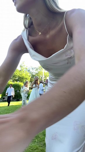 Learn the Swedish Midsummer Dance - Step-by-Step Guide