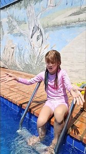 Lindsay got wet #remix #pool #lindsay