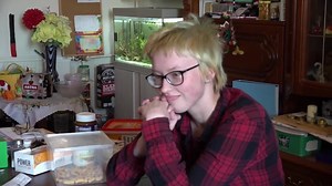 263K views · 1.7K reactions | Sandra ist schwanger und hat sogar im Verdacht Zwillinge zu bekommen.殺​​Viel überraschender ist jedoch, dass nun auch Tochter Jasmin schwanger ist! ​ Wie wird Freund Mike auf die Nachricht reagieren? "Hartz und herzlich - Tag für Tag Rostock", dienstags um 20:15 Uhr bei RTLZWEI. #mustwatch #Hartzundherzlich | RTLZWEI | Facebook