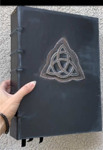 Book of Shadows: Create Your Own Magical Rituals