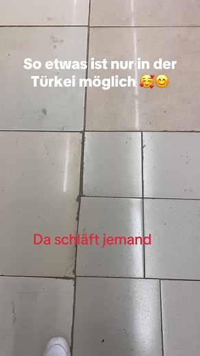Nur in der Türkei möglich: Schlaflied für Kleinkind