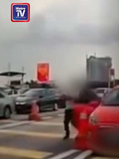 Kejadian Baling Kon di Plaza Tol LDP