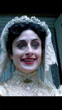 I sacrificed my life to become the Ghost Bride and avenge the#movie #film #female #horror #shorts