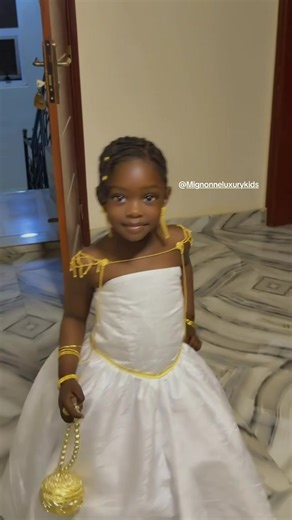 @Mignonneluxurykids 😍for the dress 🥺😍 #eidmubarak #robe #bijouxenfant