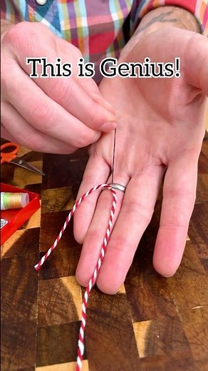 How to remove a stuck ring! #ring #oddlysatisfying #homehacks #useful #lifetips
