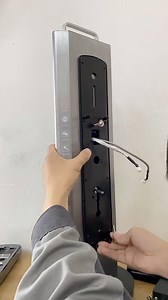 How to install an automatic lock on the door in a professional manner in less than 5 minutes | Jalalidrissi