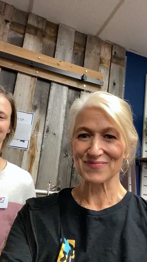 We need help! Volunteering at Teen & Kid Closet today.. and we are in desperate need: | Robyn Nance