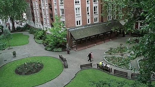 Closer: Llevados por el Deseo. 2004. Español Latino