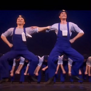 [#GoofyFryday 🤪] Wrap up the week with the incredible energy of the Igor Moiseyev Ballet: a flamboyant multitude of folklores, including Moldovan, Belarusian, Ukrainian, Nanai, Kalmyk, Tatar, Adjaran and Caucasian! > https://geni.us/MoiseyevDVD | Bel Air Classiques