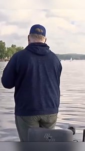 The @bass_nation Opens are back on the Upper Chesapeake Bay! Not sure if anything can top this moment from the last time Bassmaster was on the Chesapeake 🤣 Best of luck to Team BU and the rest of the anglers competing on our home waters, should see some big bags! | Bass University