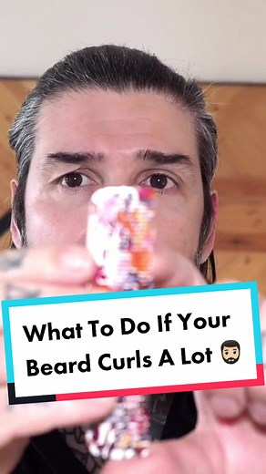 How to Tame Your Curly Beard: Beard Comb Tips
