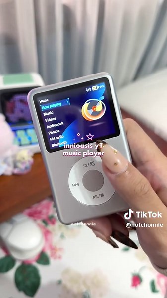 Enjoying Nostalgia with My iPod in Japan