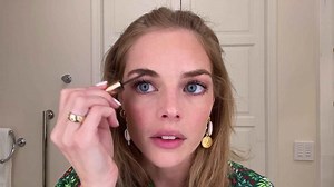 Samara Weaving’s guide to acne-proof skin care and glittering makeup