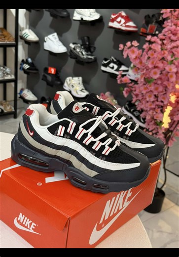 K500 Size 40-45 📌To purchase Call or WhatsApp 0777587350/0762600816 We’re located at; 📍Kabwata market at royalty plaza next to meatopia liquor store 📍Kamwala market near zesco genset opposite mulozi sales trading shop #Y45 📍Kabwata shopping complex opposite kabwata clinic shop #B1 🚚 Delivery countrywide at a fee #nike95airmax #fyppppppppppppppppppppppp #trending