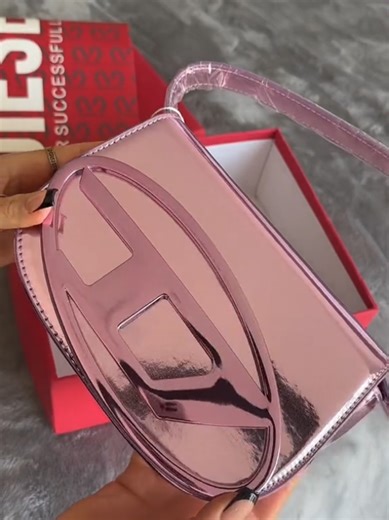 Unboxing the Perfect Diesel Bag: A Must-Watch!