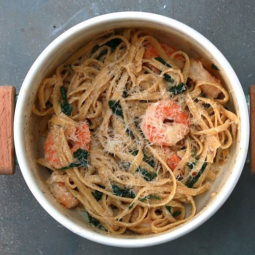 Creamy One-Pot Spinach Shrimp Pasta Recipe by Tasty