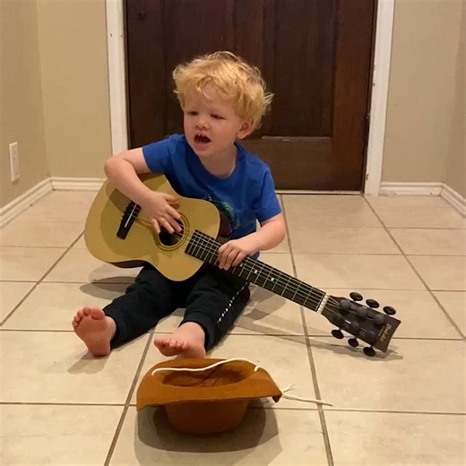 45K views · 1.7K reactions | Saddle up partners, it a bumpy ride 鸞 | America's Funniest Home Videos | Facebook