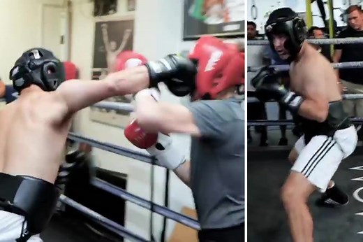 Watch Joe Cole's boxing debut with Chelsea legend ‘buzzing’ after entering ring