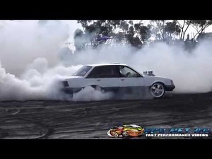 CEMBLO V8 COMMODORE BURNOUT AT UBC 7 2015