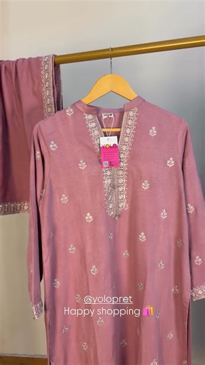 Yolopret on Instagram: "✨ Elegance meets tradition ✨ Our Best Seller 3PC Embroidered Silk Karandi in a stunning maroon hue is all about timeless charm & sophistication. 🌸💫 💰 Price: Rs.5450/- ✔️ Exquisite embroidery ✔️ Rich silk karandi fabric ✔️ Perfect for festive & formal gatherings Shop now from our Saiyaara Collection 🌹 👉 yolopret.com #YOLOPRET #Saiyaara #WinterCollection2025 #BestSeller #EmbroideredKarandi LuxuryPret MaroonLove"