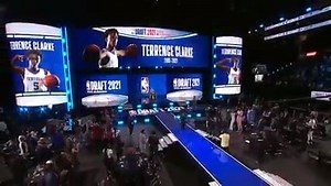 On what would’ve been his draft night, the NBA pays tribute to Kentucky Basketball's Terrence Clarke by making him an honorary draftee 🙏 | ESPN