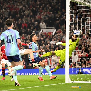 Raya to the rescue 🦸‍♂️ | Arsenal