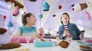 It's Sundae time! 🍧🍦 One of our favorite ways to play with the Kinetic Sand Ice Cream Treats playset is to make endless sundaes! 🍨 The fun of producing ice cream gains an additional dimension with fragrant sand that simulates children's imaginations! 🤩 Now available at all leading toy stores nationwide! Shop online here: 🛒 bit.ly/KineticSandLZD #KineticSand #Spinmaster #IceCreamTreats #Playset | Richwell Club