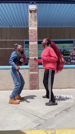 New Dance Trends for Teenagers This Summer