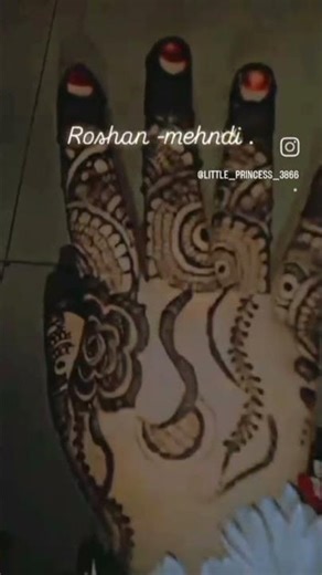 Roshan mehndi artist 💞 #design #mehndi #mehndidesign
