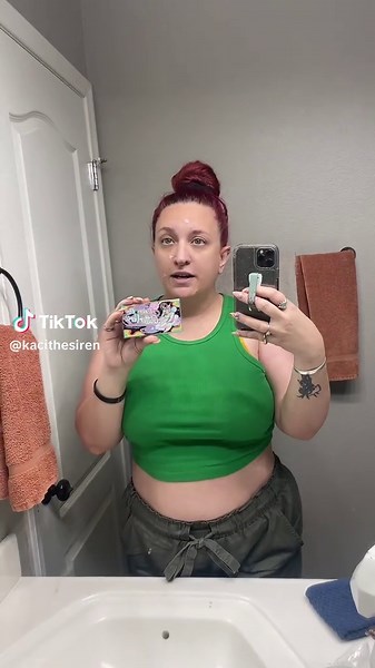 Essential Makeup Tips for Flawless Eyeshadow Looks